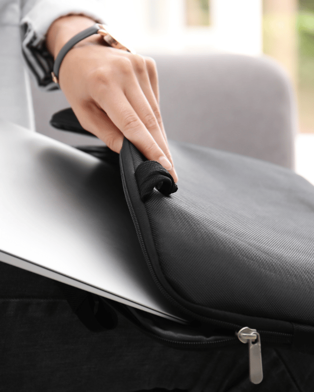 Laptop & Tablet Bags header