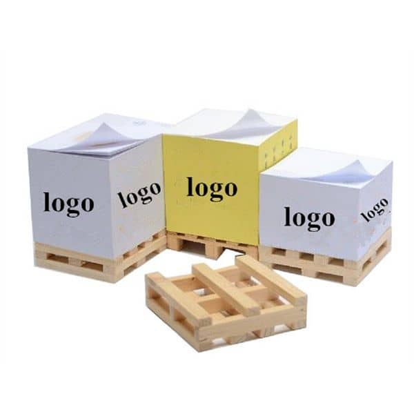 Note Pad Cube with Wood Pallet