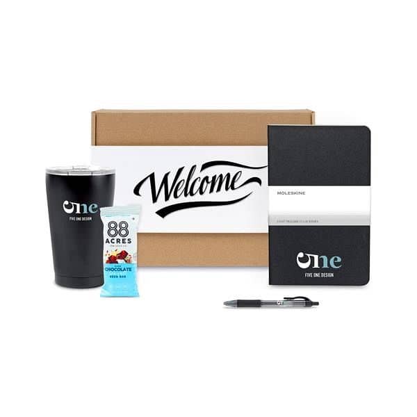Warm Welcome Gift Set with Snack